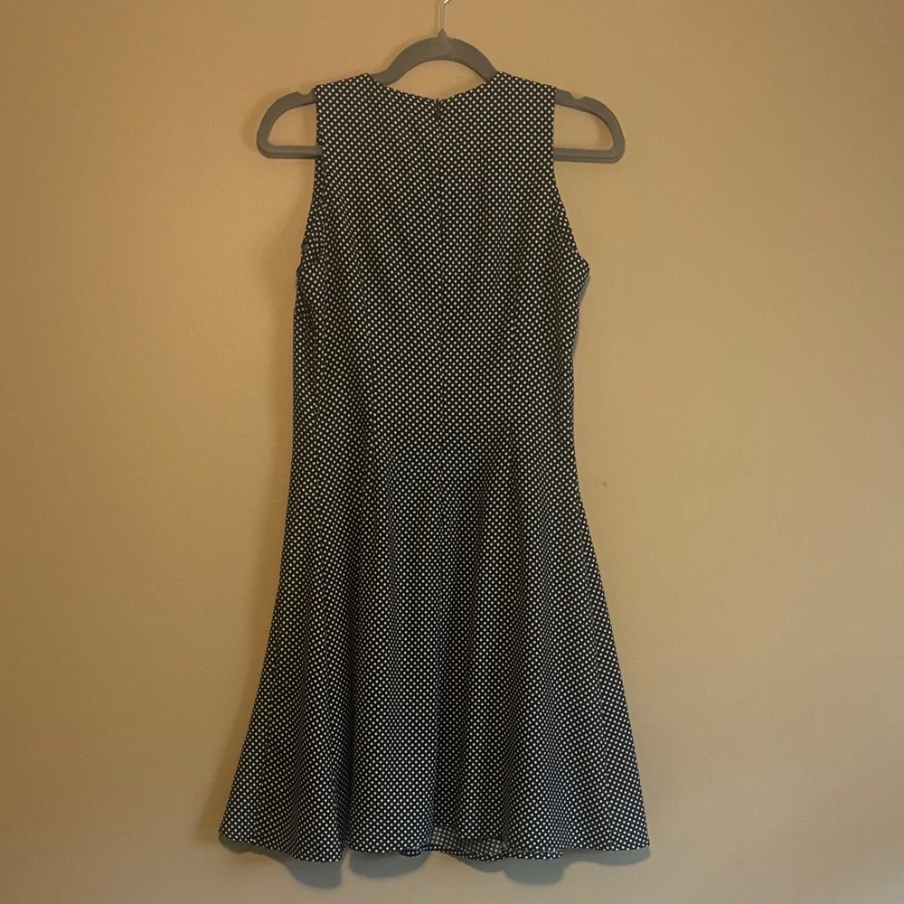 Banana Republic Navy and White Dress - Size 6 - Picture 5 of 5